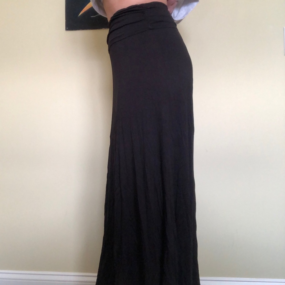 Long black skirt down to the ankle